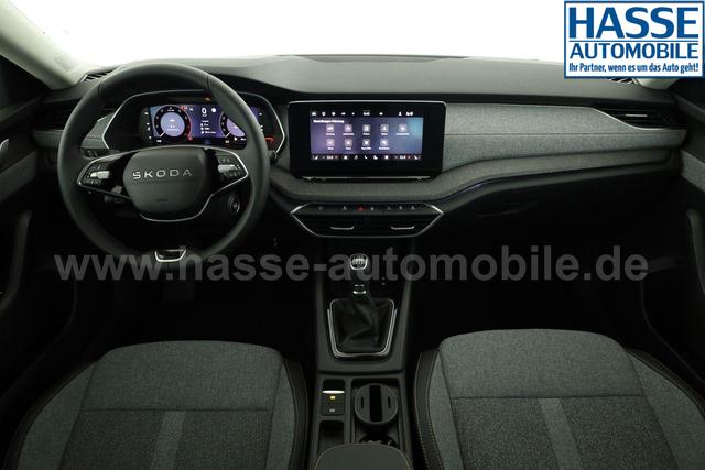 Skoda Octavia Combi 1.5 TSI 110 kW Selection Selection, LED, Side, ACC, Kamera, Winter, 17-Zoll 