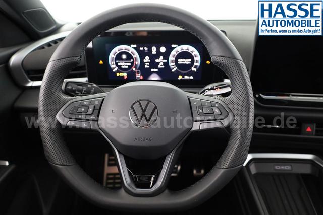 Volkswagen T-Roc 1.5 eTSI 110 kW R-Line DSG Black, neues Modell, 19-Zoll, Winter, sofort 