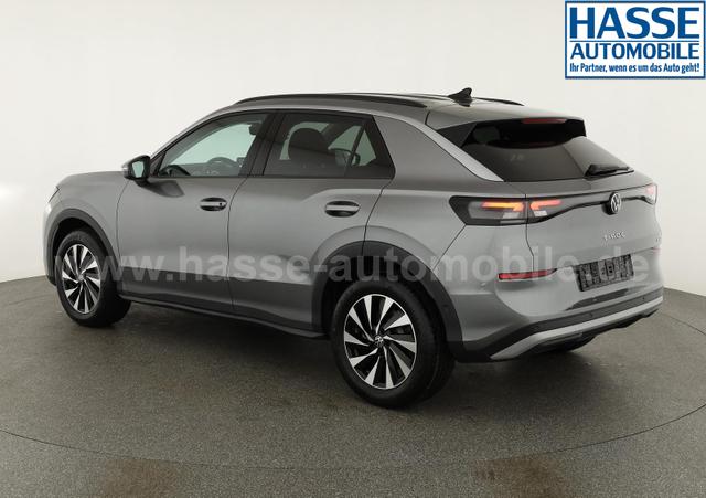 Volkswagen T-Roc 1.5 eTSI 110 kW Life DSG Life, neues Modell, LED, Kamera, Side, Winter, 17-Zoll 
