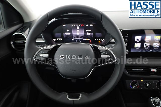 Skoda Fabia Selection 1.0 TSI Selection, AHK, Tempomat, Ladeboden, Park, SmartLink, 4-J Garantie 