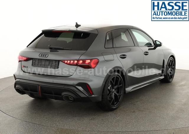 Audi RS3 Sportback 2.5 TFSI quattro, SONOS, Navi, Kamera, Side, 5 J.-Garantie 
