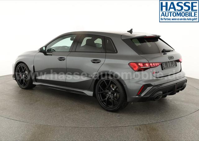 Audi RS3 Sportback 2.5 TFSI quattro, SONOS, Navi, Kamera, Side, 5 J.-Garantie 
