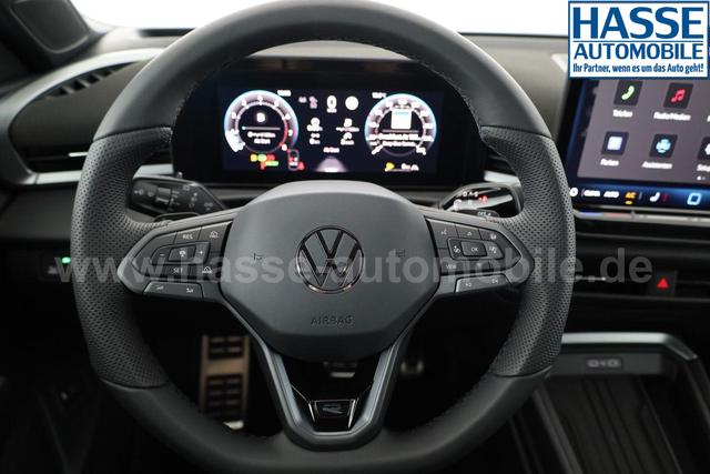 Volkswagen T-Roc 1.5 eTSI 110 kW R-Line DSG Black, AHK, IQ.Light, Kamera, el. Klappe, 19-Zoll 
