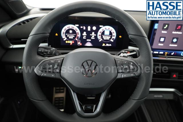 Volkswagen T-Roc 1.5 eTSI 110 kW R-Line DSG Black, AHK, IQ.Light, Kamera, el. Klappe, 19-Zoll 