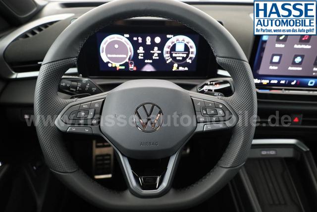 Volkswagen T-Roc 1.5 eTSI 110 kW R-Line DSG Black, AHK, IQ.Light, Kamera, el. Klappe, 19-Zoll 