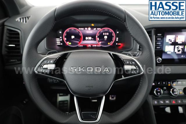 Skoda Karoq Sportline 1.5 TSI DSG Sportline, Pano, AHK, Navi, CANTON, Matrix, AreaView, Side, el. Klappe, FS-beheizbar, 5 J.-Garantie 