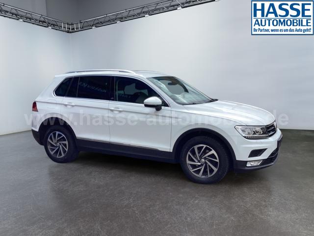 Volkswagen / Tiguan / Weiß / / / 