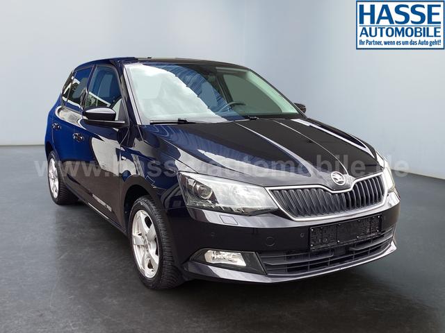 Skoda / Fabia / Schwarz / / / 