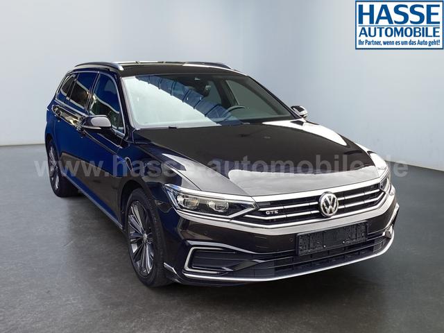 Volkswagen / Passat Variant / Braun / / / 