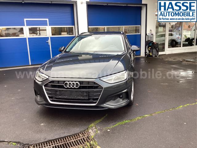 Audi / A4 Avant / Grau / / / 