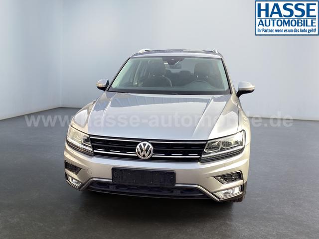 Volkswagen / Tiguan / Gold / / / 