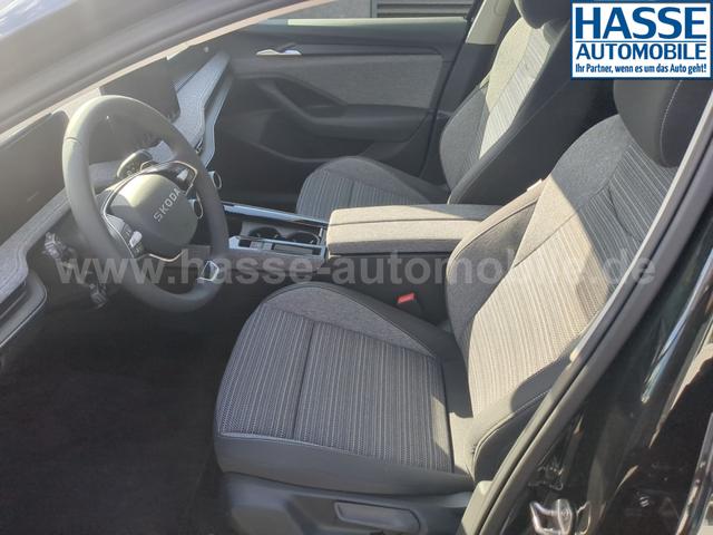 Skoda Superb Combi Selection AHK+NAVI+KAM+EL.HECKKL... 2.0 TDI DSG 