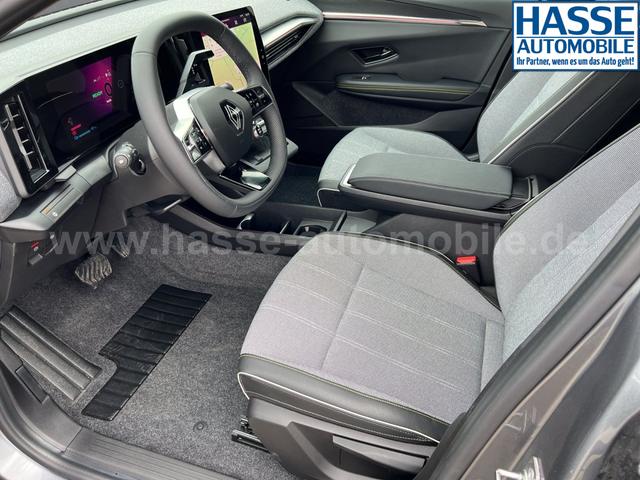 Renault M&eacute;gane E-TECH Techno LKHZ+CCS+LED Megane EV60 220 Comfort Range 