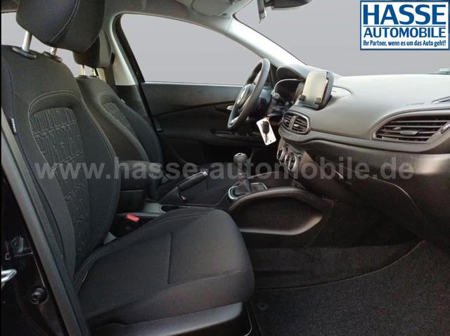 Fiat Tipo 5-T&uuml;rer Urban Klimaauto PDC RFK 1.6 M-Jet Diesel 