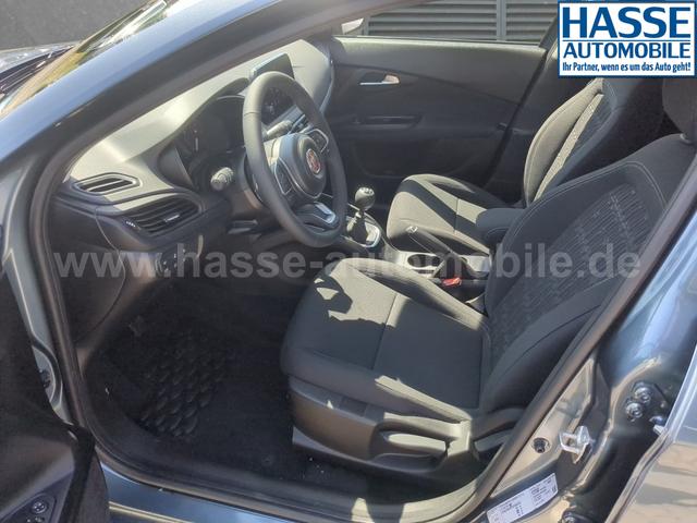 Fiat Tipo 5-T&uuml;rer Urban Klimaauto PDC RFK 1.6 M-Jet Diesel 