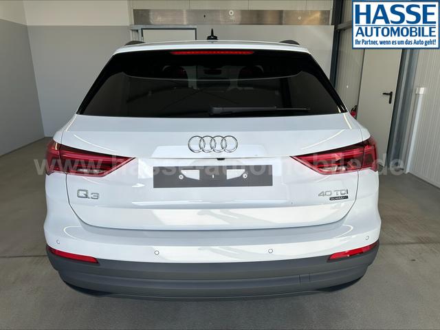 Audi Q3 40 TDI quattro AHK+ACC+Navi+Kamera+Alu18 