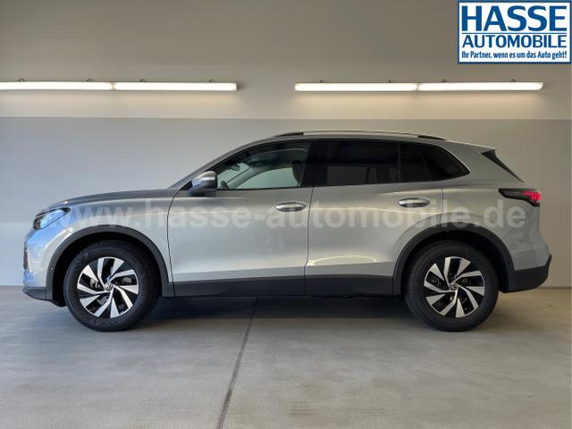 Volkswagen / Tiguan / Silber / / / 150PS DSG IQ.Light