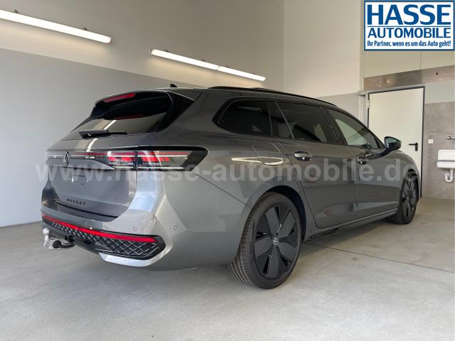 Volkswagen / Passat Variant / Grau / / / 265PS AHK+Pano+Harman Kardon