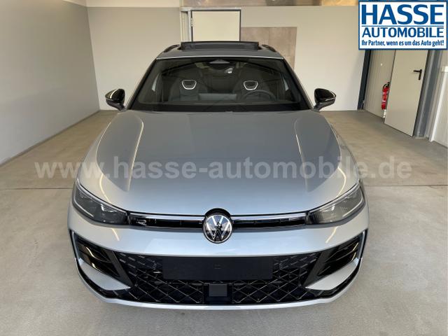Volkswagen / Passat Variant / Silber / / / 265PS AHK+Pano+Harman Kardon