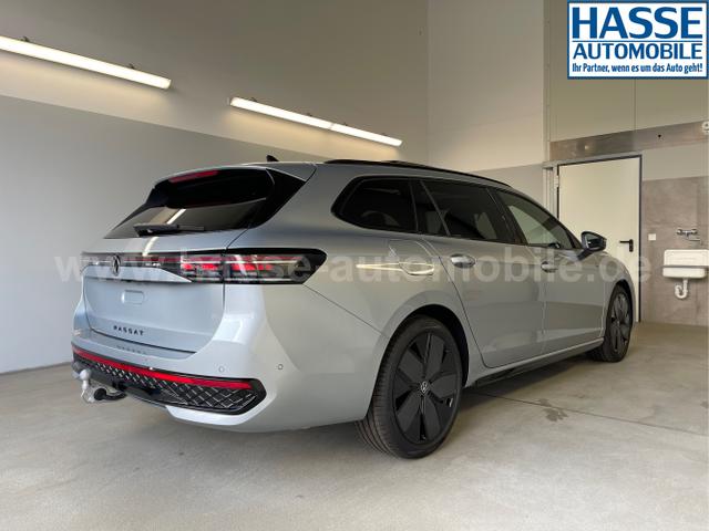 Volkswagen / Passat Variant / Silber / / / 265PS AHK+Pano+Harman Kardon