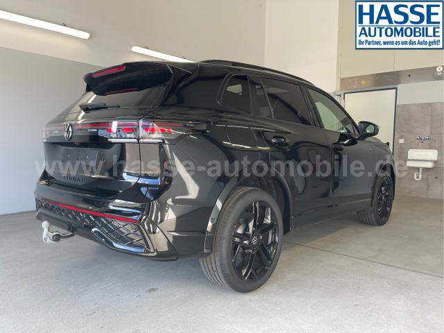 Volkswagen / Tiguan / Schwarz / / / 193PS TDI 4M Black+AHK+Stdhz+360°+Leder+IQ.Light+Drive+HUD+Harman+Pano