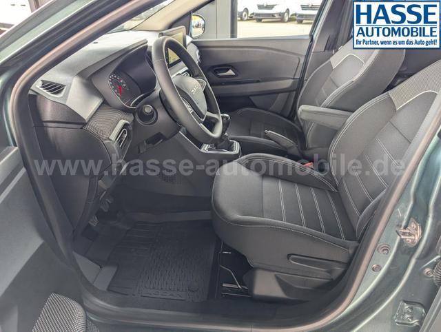 Dacia Logan EXPRESSION TCe 90 / NAVI Carplay LED Tempomat PDC *Frei Haus geliefert* 