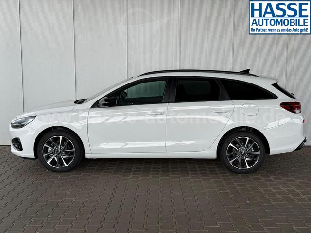 Hyundai i30 Kombi Comfort 1.5 DPI / Sitz + Lenkradheizung LED Navi Tempomat PDC V.&H Kamera Alu 17" 