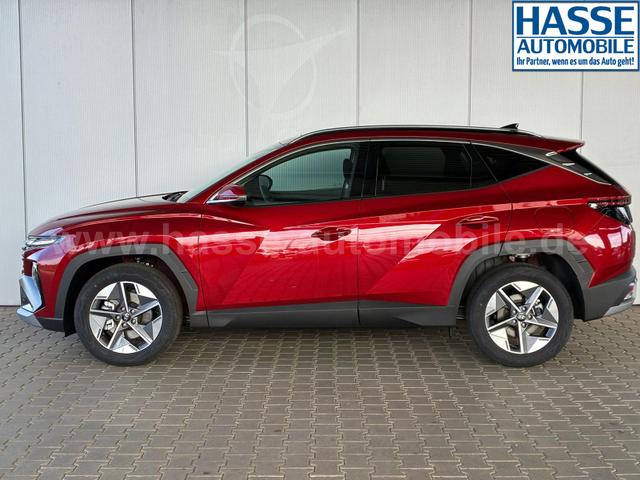 Hyundai TUCSON E-Motion 1.6 T-GDI 2WD 48V DCT / Panoramadach ACC Sitz + Lenkradheizung LED Navi PDC V&H Kamera Alu 18" 