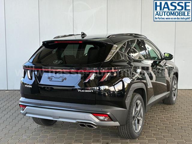 Hyundai TUCSON E-Motion 1.6 T-GDI 2WD 48V DCT / Panoramadach ACC Sitz + Lenkradheizung LED Navi PDC V&H Kamera Alu 18" 