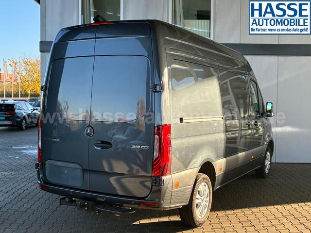 Mercedes-Benz Sprinter 319 CDI L2H2 9G-TRONIC PRO / Leder AHK LED ACC Alu 17" 