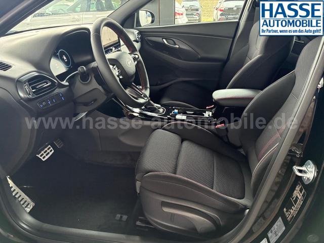 Hyundai i30 N-Line Fastback DCT 1.5 T-GDI mHev / Navi ACC Sitz & Lenkradheizung LED Alu 18" 