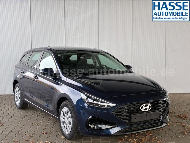 Hyundai i30 Kombi Comfort 1.0 GDI 100PS 6MT Navi / PDC V&H. m. Kamera LED Nebel 