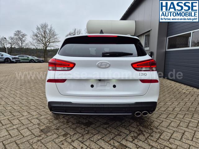Hyundai i30 Kombi 1.6 T-GDI 150PS Automatik N-Line MY2026 Sitzheizung Lenkradheizung Klimaautomatik Navi 10,3"-Touchscreen Bluelink Apple CarPlay + Android Auto PDC v+h R&uuml;ckf.Kamera 18-LM 