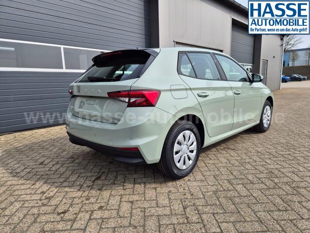 Skoda Fabia 1.0 TSI 95PS Selection 5-t&uuml;rig R&uuml;ckf.Kamera Parksensoren Sitzheizung Multifunktionslenkrad Klima Skoda-Radio Bluetooth Touchscreen Tempomat Nebelsch. Apple CarPlay + Android Auto 
