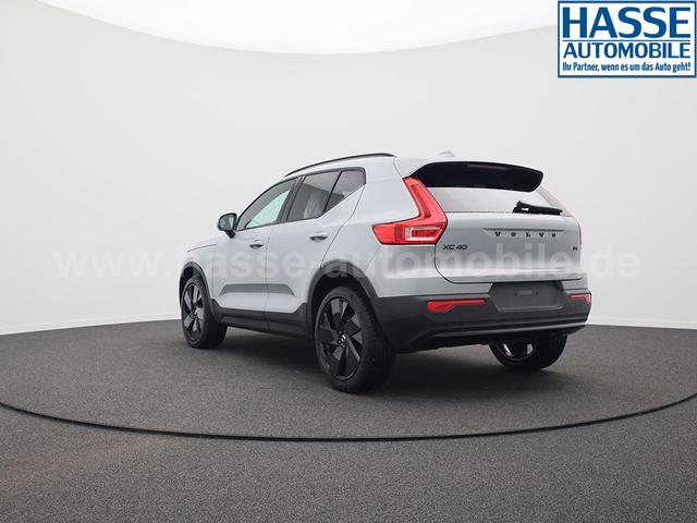 Volvo XC40 2.0 Black Edition Plus B4 Mild-Hybrid 197PS Automatik elektr. PanoDach R&uuml;ckf.Kamera PDC v+h ACC el.Heckklappe Harman/Kardon-Sound Klimaautomatik Sitzheizung Lenkradheizung Apple CarPlay Android Auto 20-LM 