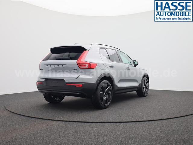 Volvo XC40 2.0 Black Edition Plus B4 Mild-Hybrid 197PS Automatik elektr. PanoDach R&uuml;ckf.Kamera PDC v+h ACC el.Heckklappe Harman/Kardon-Sound Klimaautomatik Sitzheizung Lenkradheizung Apple CarPlay Android Auto 20-LM 