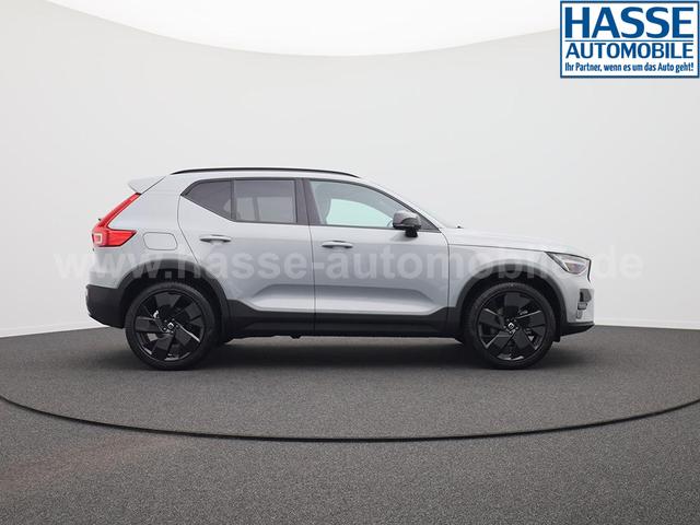 Volvo XC40 2.0 Black Edition Plus B4 Mild-Hybrid 197PS Automatik elektr. PanoDach R&uuml;ckf.Kamera PDC v+h ACC el.Heckklappe Harman/Kardon-Sound Klimaautomatik Sitzheizung Lenkradheizung Apple CarPlay Android Auto 20-LM 