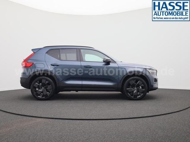 Volvo XC40 2.0 Black Edition Plus B4 Mild-Hybrid 197PS Automatik elektr. PanoDach R&uuml;ckf.Kamera PDC v+h ACC el.Heckklappe Harman/Kardon-Sound Klimaautomatik Sitzheizung Lenkradheizung Apple CarPlay Android Auto 20-LM 