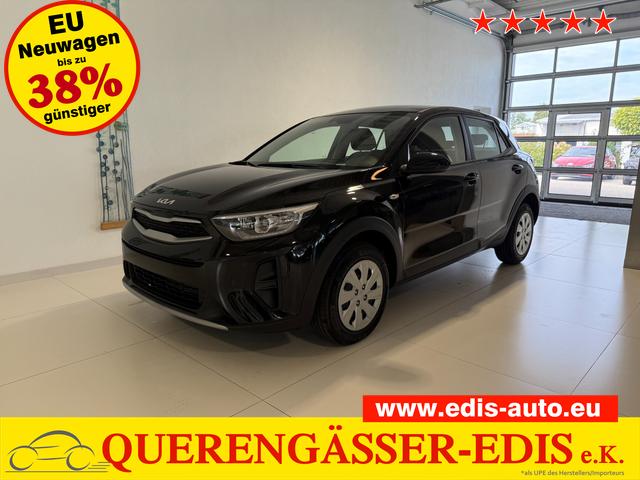 Kia Stonic - Silver 1,2 DPI 57 kW (79 PS) Klimaanlage, Radio, DAB, Android Auto, Apple CarPlay, Touchscreen, Navigationssystem, Freisprecheinrichtung, Bluetooth, LED-Tagfahrlicht, Einparkhilfe hinten, Rückfahrkamera, Tempolimitassistent, uvm.