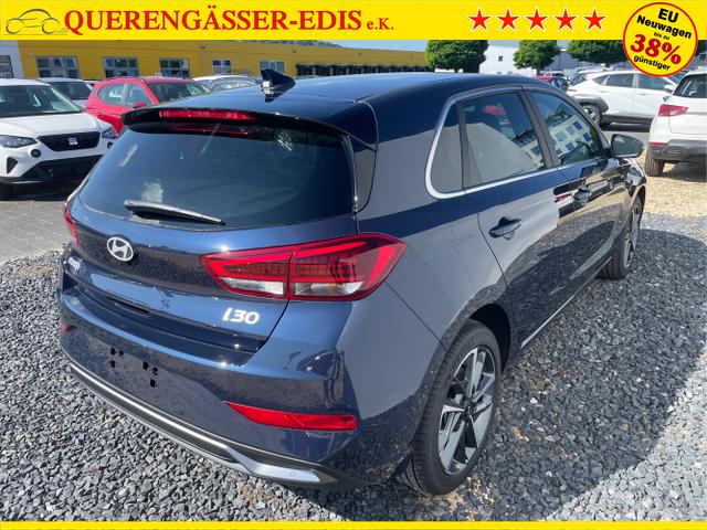 Hyundai / i30 / Weiß / / / 