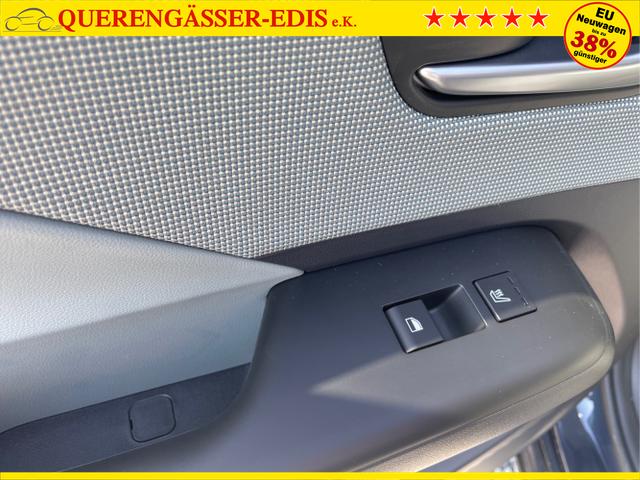 Hyundai / KONA / Weiß / / / 