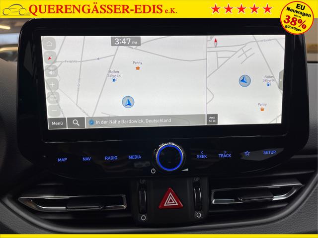 Hyundai / i30 / Blau / / / 