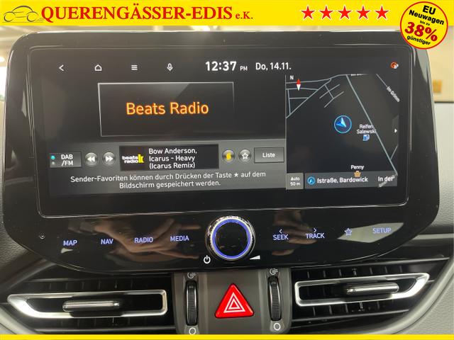 Hyundai / i30 / Grau / / / 