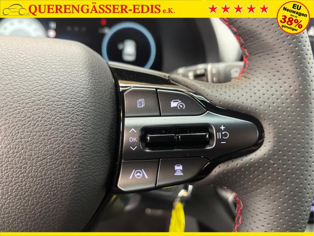 Hyundai / i30 / Grau / / / 