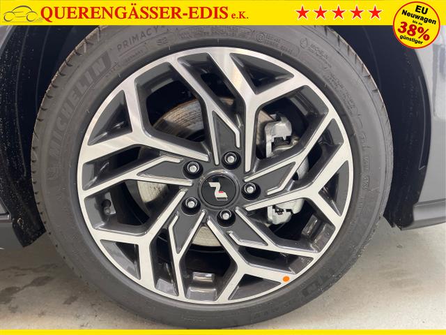 Hyundai / i30 / Grau / / / 