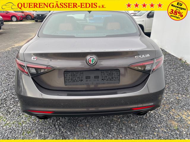 Alfa Romeo / Giulia / Weiß / / / 