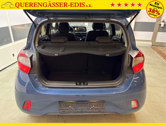Hyundai / i10 / Blau / / / 