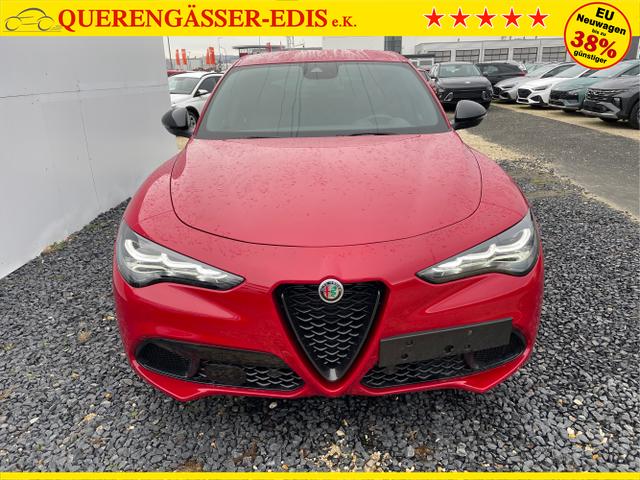 Alfa Romeo / Stelvio / Weiß / / / 