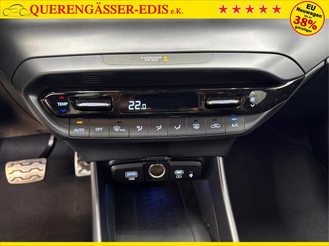 Hyundai / BAYON / Weiß / / / DCT NAVI SHZ KLIMAAUTOMATIK RFK 