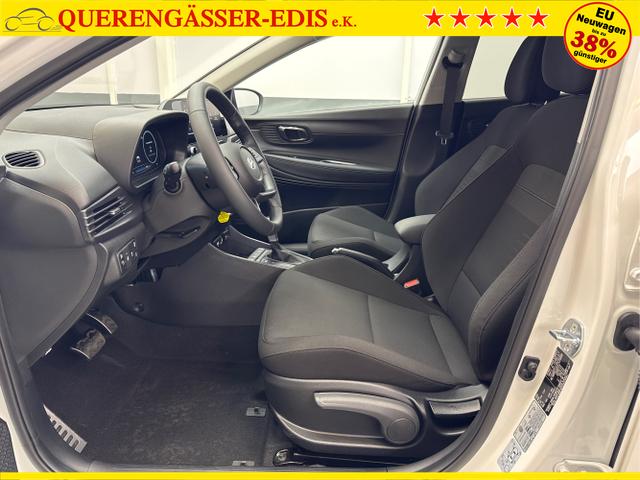 Hyundai / BAYON / Weiß / / / DCT NAVI SHZ KLIMAAUTOMATIK RFK 